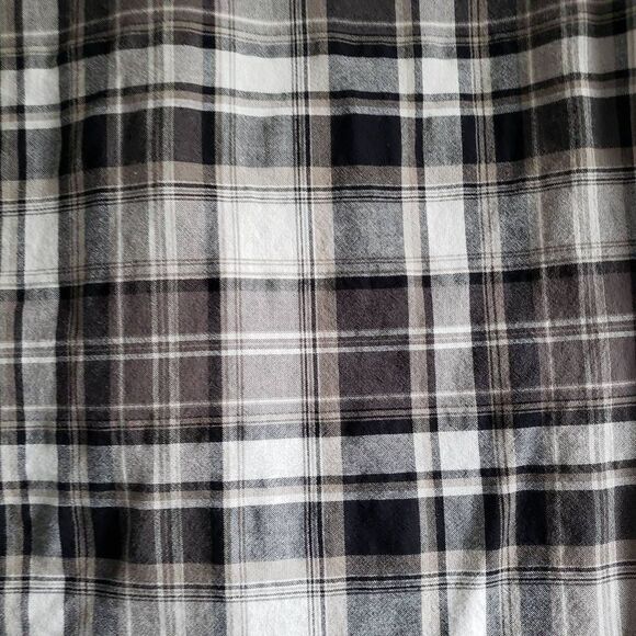 Daniel Cremieux Short Sleeve Button Down, Small, Black/White Plaid - Picture 4 of 5